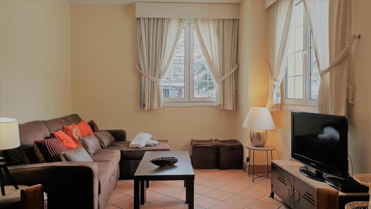 Todosierranevada Zona Baja -Plaza Principal-Junto A Los Telecabinas Сьерра-Невада Экстерьер фото
